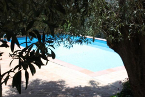 Гостиница Azienda Agrituristica Le Puzelle  Санта Саверина